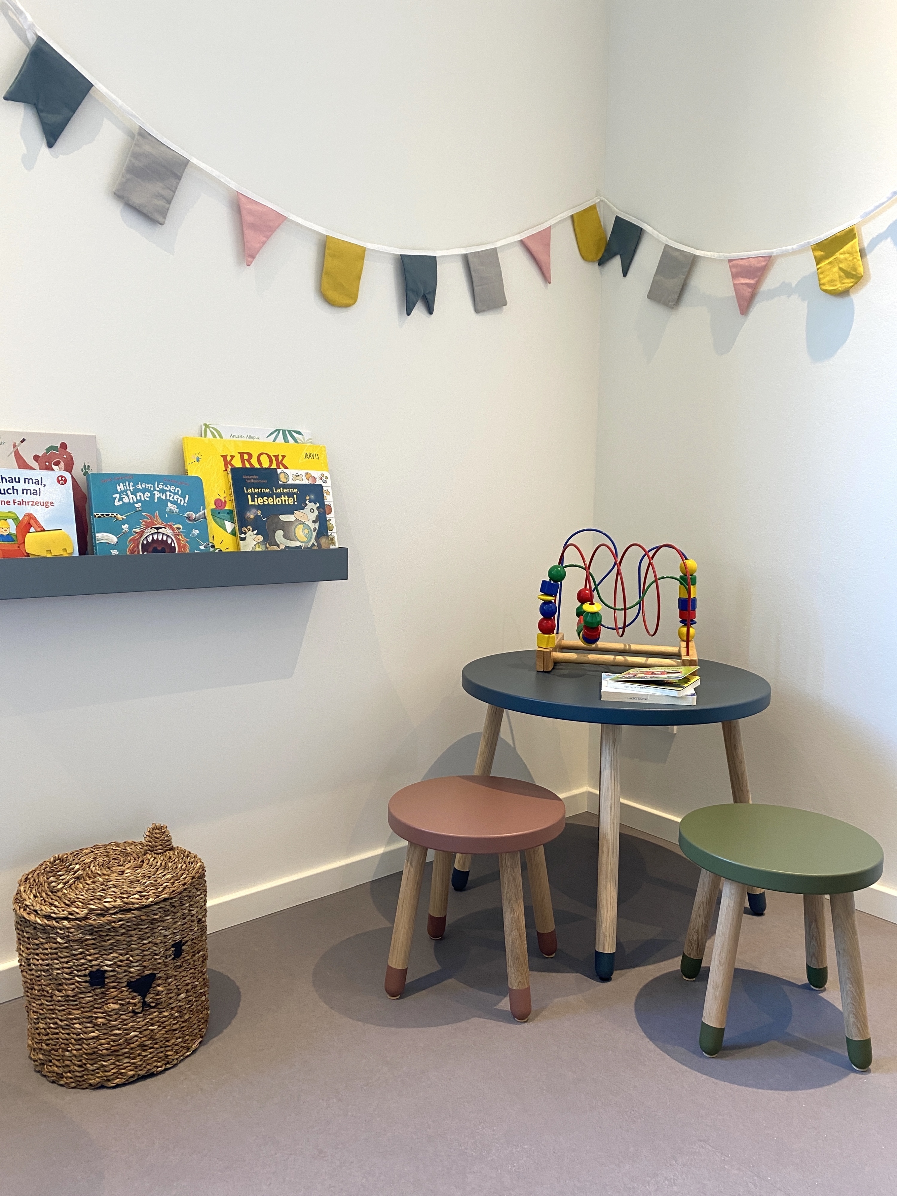 Zahnarztpraxis wernitz kinderecke 01